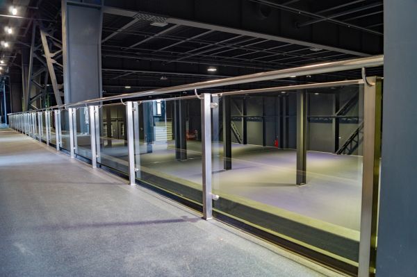 Ограждения и перегородки